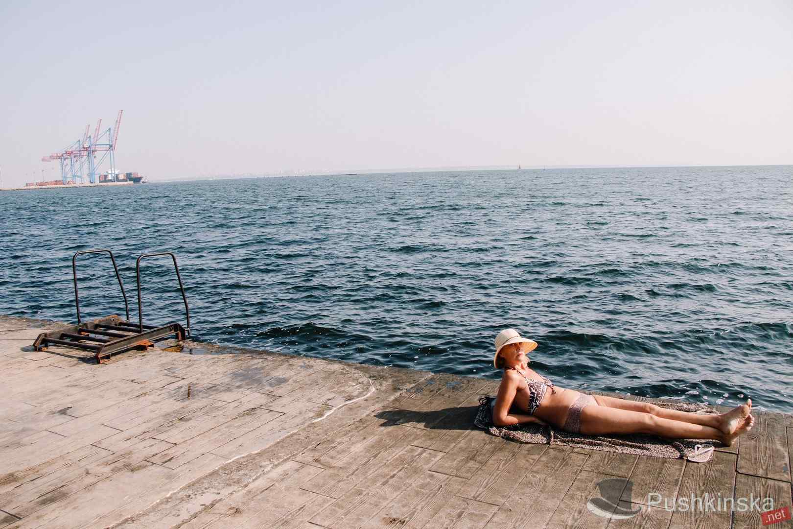 Мы запомним тебя таким: последний день лета в Одессе. Фоторепортаж