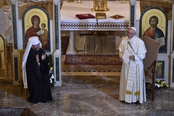 Папа Римский признался, что «начинает и заканчивает день по-украински» (фото)