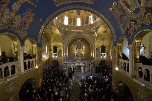 Папа Римский признался, что «начинает и заканчивает день по-украински» (фото)