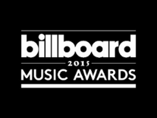Billboard — 2015: Дженнифер Лопес предстала в весьма откровенном наряде (фото)