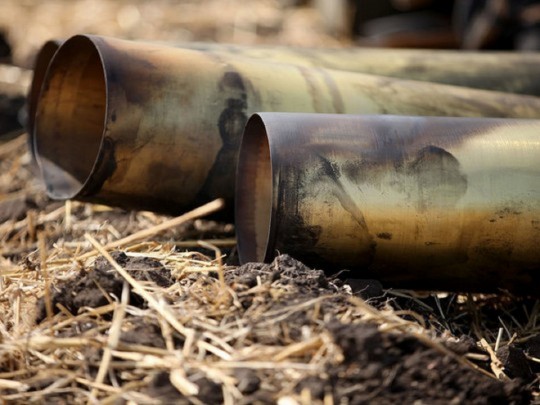 Боевики обстреляли Марьинку: разрушены несколько домов
