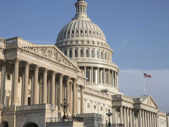 Дадут на 50 млн долларов больше: в США Сенат одобрил выделение Украине военной помощи
