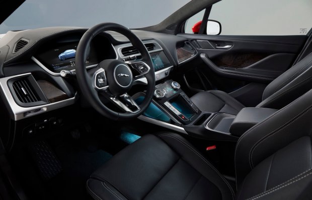 Jaguar I-Pace: во Львове представили первый премиальный электрокар компании