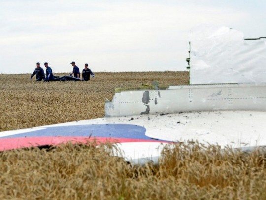Крушение Boeing MH17 на Донбассе: журналисты назвали имена подозреваемых