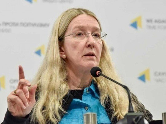 Не «душить» маслом или лаком для ногтей: Супрун объяснила украинцам, что делать в случае укуса клеща