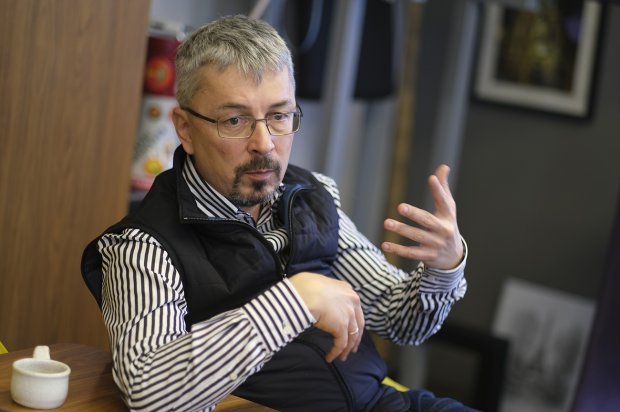 Очищення чи піархід: кого виключили зі списку партії Зеленського і що це означає
