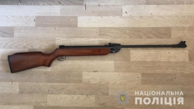 Під Києвом підліток вистрелив в брата з гвинтівки