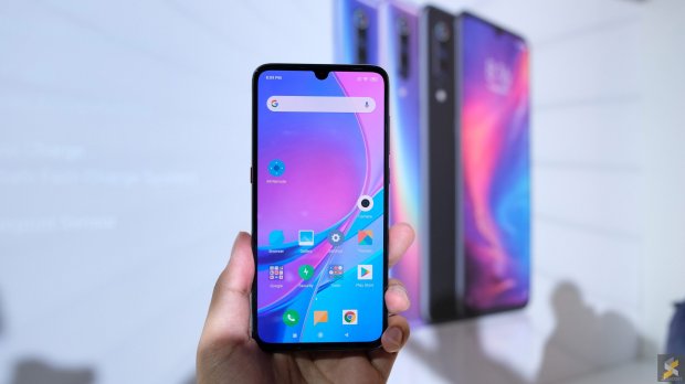 Смартфон Xiaomi Mi 9 отримав нові функції, а його ціна знизилась