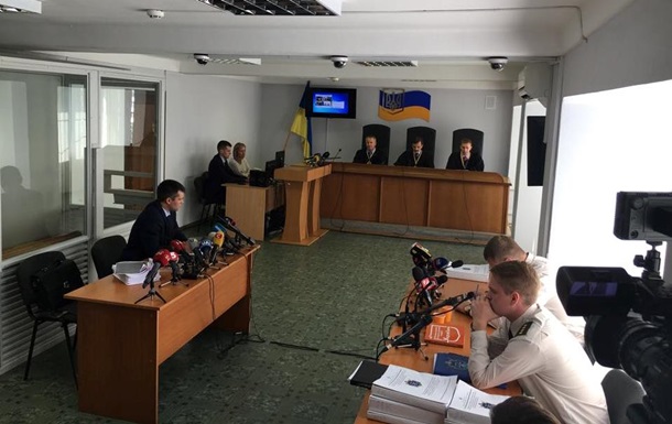 Суд принял самоотвод госадвоката Януковича