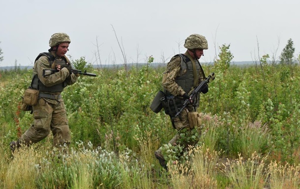 Сутки в ООС: 28 обстрелов, двое раненых