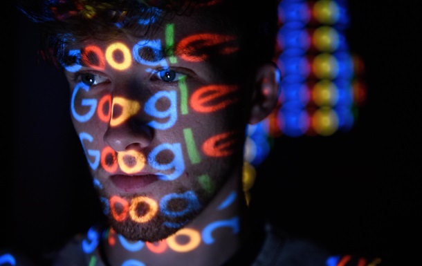 Темная схема. Как Chrome тайно собирает данныеСюжет