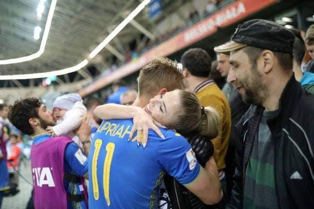 Украина минимально обыграла Катар и досрочно вышла в плей-офф чемпионата мира: видеообзор матча Украина минимально обыграла Катар и досрочно вышла в плей-офф чемпионата мира: видеообзор матча