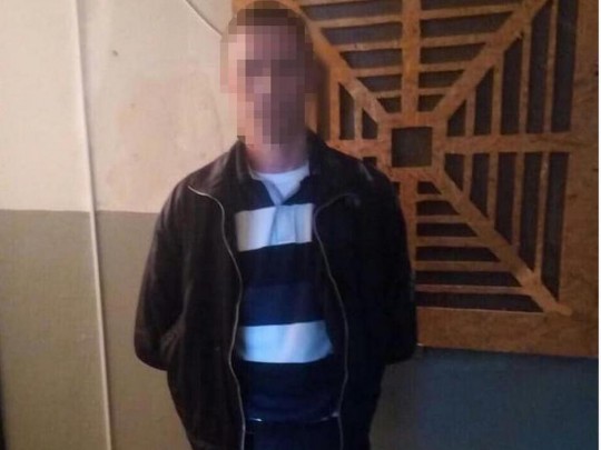 В Днепре мужчина устроил стрельбу из окон по людям: детали инцидента (фото)