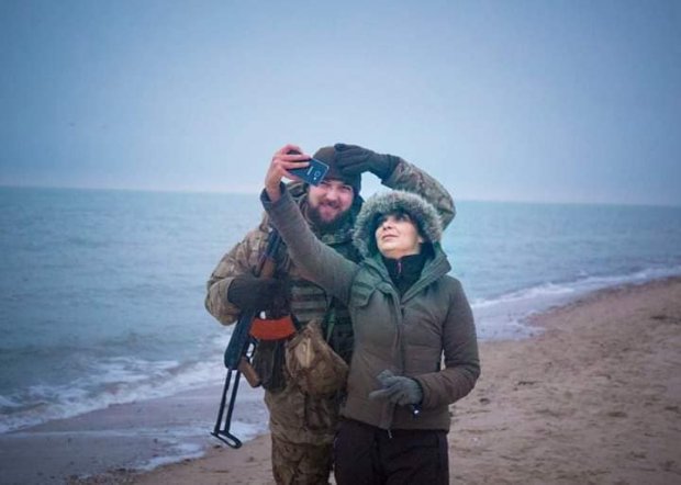 Важкохворою, боролась за Україну: спогади близьких про померлу відому волонтерку Черкашину