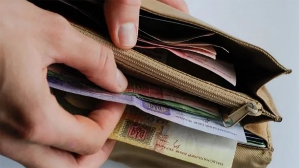 Вчителям підвищать зарплати: кому і на скільки