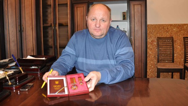 Во двор депутата Волынского облсовета Буська бросили гранату: фото