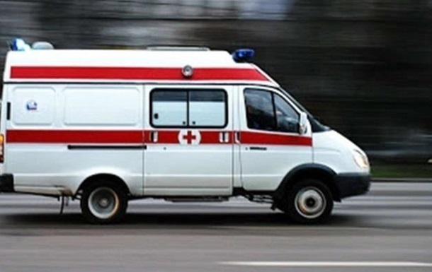 Во Львове подросток выпал со второго этажа