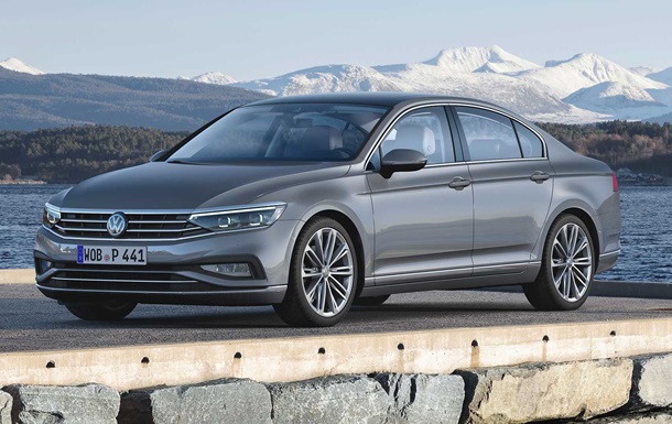 Volkswagen показал обновленный Passat B8