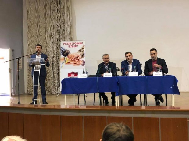 Второй в рейтинге: топ-факты и критика Анатолия Гриценко