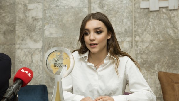 Я була на червоній доріжці з Бредом Піттом: Саша Чистова про перемогу в Каннах, цілі та мрії