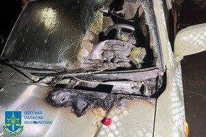 В Одессе молодой человек сжег три военных автомобиля: как его наказал суд