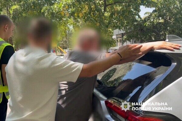Три тысячи долларов за снятие с розыска: в Одесской области задержали заместителя начальника ТЦК