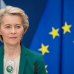 ЕС откладывает введение ответных тарифов против США