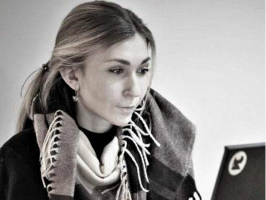 &laquo;Одна з&nbsp;тих, хто говорив правду про війну&raquo;: Зеленський нагородив орденом Свободи журналістку Рощину, яка загинула в&nbsp;полоні