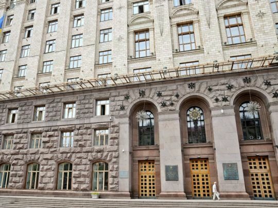 Руйнує довіру до&nbsp;України: Борислав Береза заявив про підготовку владою обшуків та&nbsp;вручення підозр депутатам Київради