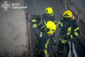 Масштабный пожар в порту Одесской области: загорелась транспортная лента