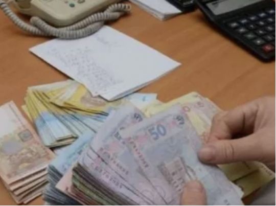 Безробітним українцям хочуть підвищити виплати: коли і&nbsp;на&nbsp;скільки