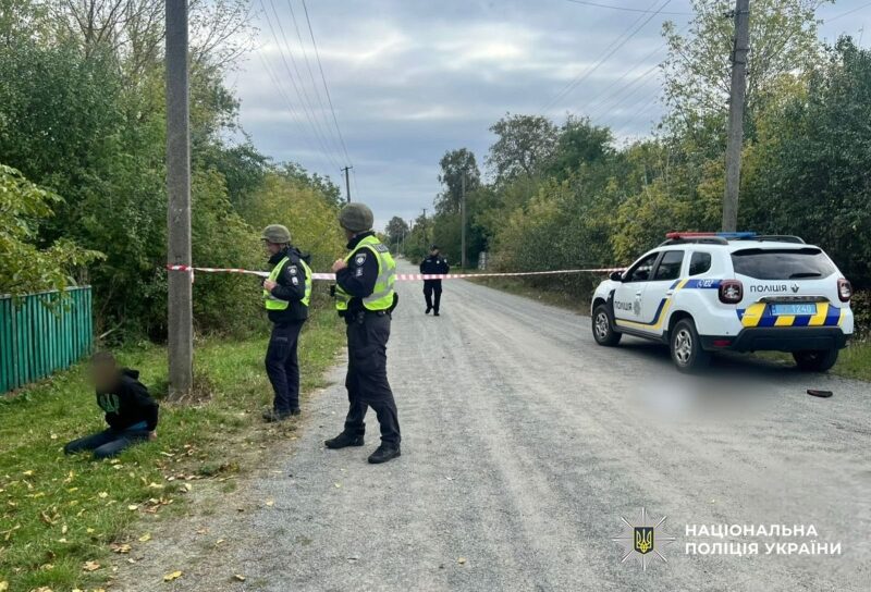Кривава драма на&nbsp;Житомирщині: під час сімейної сварки чоловік убив дружину, 9-річну доньку, собаку та&nbsp;двох кішок (фото)
