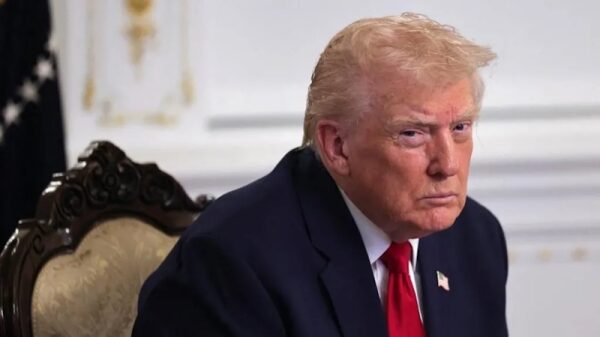 Трамп объявил о приостановке миграции из развивающихся стран