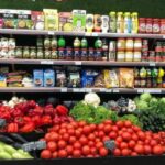 Від падіння до стрибка: ціни на які продукти злетіли напередодні свят