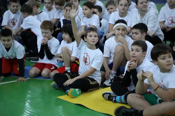 В СДЮСШОР імені Літвака відбулося велике спортивне свято для дітей
