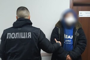В Одессе мужчина поджег десяток мусорников: какое наказание ему грозит