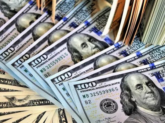 Курс долара наприкінці січня: банкіри очікують набрання чинності важливим фактором