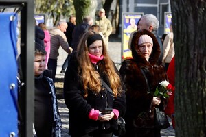 Память будет жить: на Аллее Героев в Одессе появились новые имена