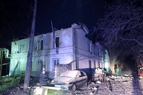Ночные взрывы в Одессе: БпЛА попал в жилой дом (обновлено)