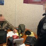 Мільйони гривень на брендовий одяг та нерухомість на Балі: ДБР упіймало військового-командира на махінаціях з продовольством (фото)