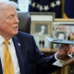 Рост цен на бензин в США усиливает политические риски для Трампа