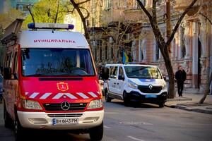 Почти полтора десятка пострадавших: что известно о последствиях ночного удара по Одессе