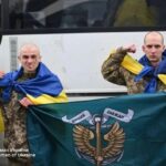 Из российского плена вернули двух военных из Одесчины: семьи не сдерживали эмоций