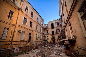 Почти полтора десятка пострадавших: что известно о последствиях ночного удара по Одессе