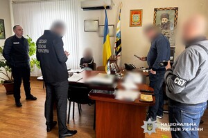Махинации с государственной землей: в Одесском районе задержали председателя сельского совета Махинации с государственной землей: в Одесском районе задержали председателя сельского совета