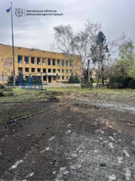 Палають будинки, пошкоджено порти і&nbsp;залізницю, є&nbsp;загиблі: ворог завдав сотні ударів по&nbsp;містах України (фото)