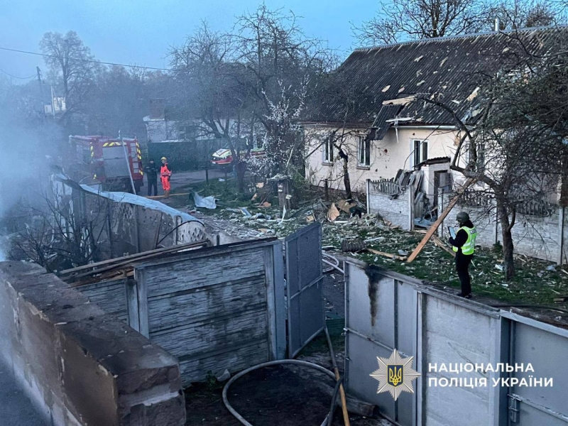Росіяни завдали удару Чернігову: пошкоджено житлові будинки, є&nbsp;жертви