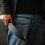В Одесской области мужчина с ножом напал на работников ТЦК: двое раненых в тяжелом состоянии
