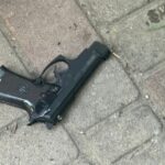В Одессе мужчина угрожал прохожим и устроил стрельбу