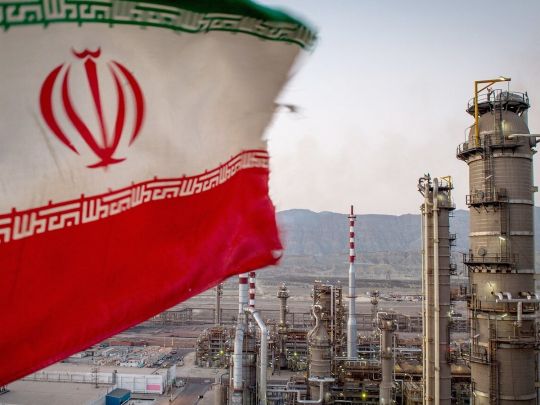 Нафтовий зашморг затягується: Іран готується до&nbsp;скорочення видобутку через блокаду США